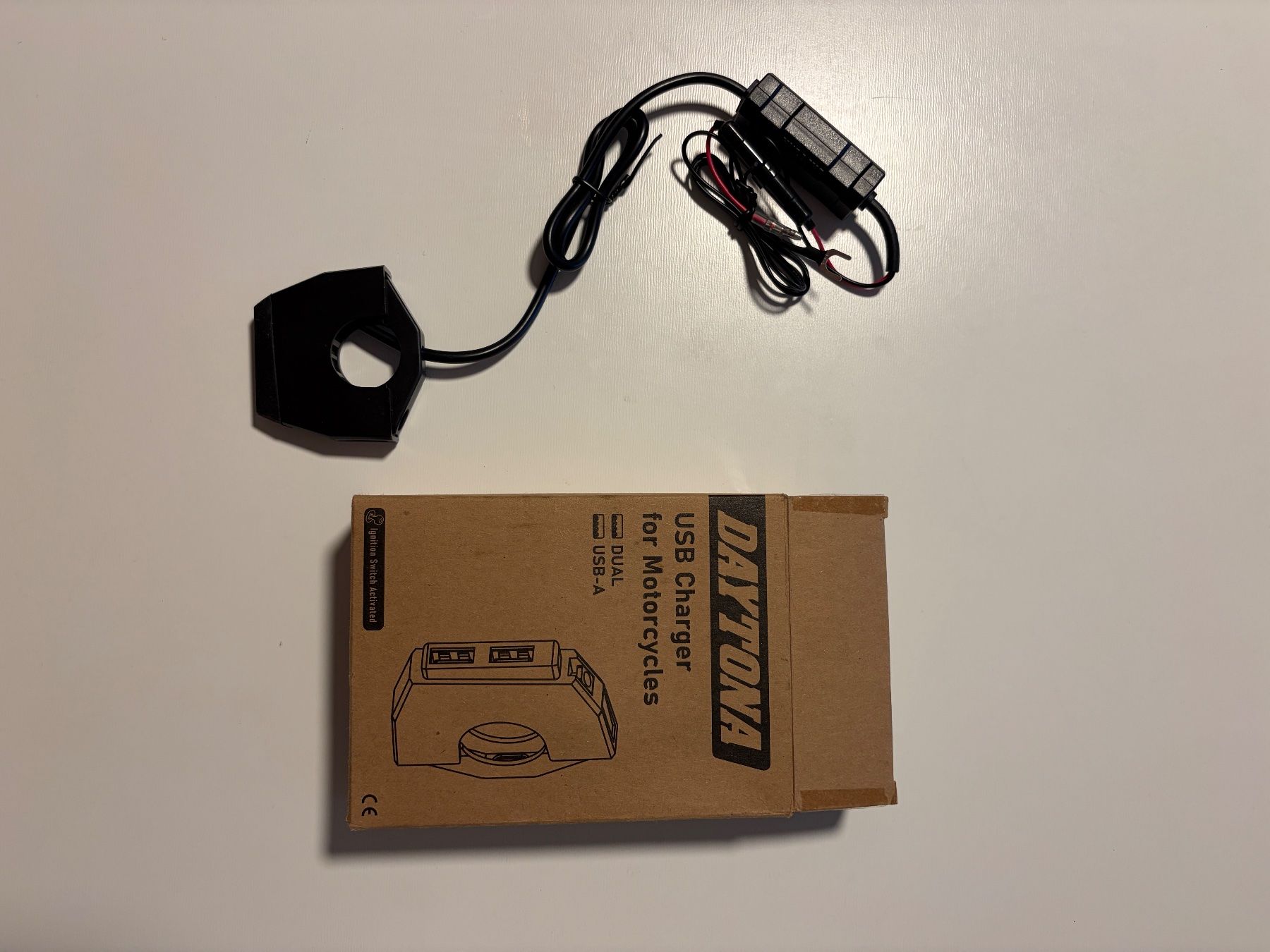 Tutti i ricambio per moto: Daytona USB Ladebuchse Motorrad Lenker – Usato da Neuhausen venduto da Jeff.