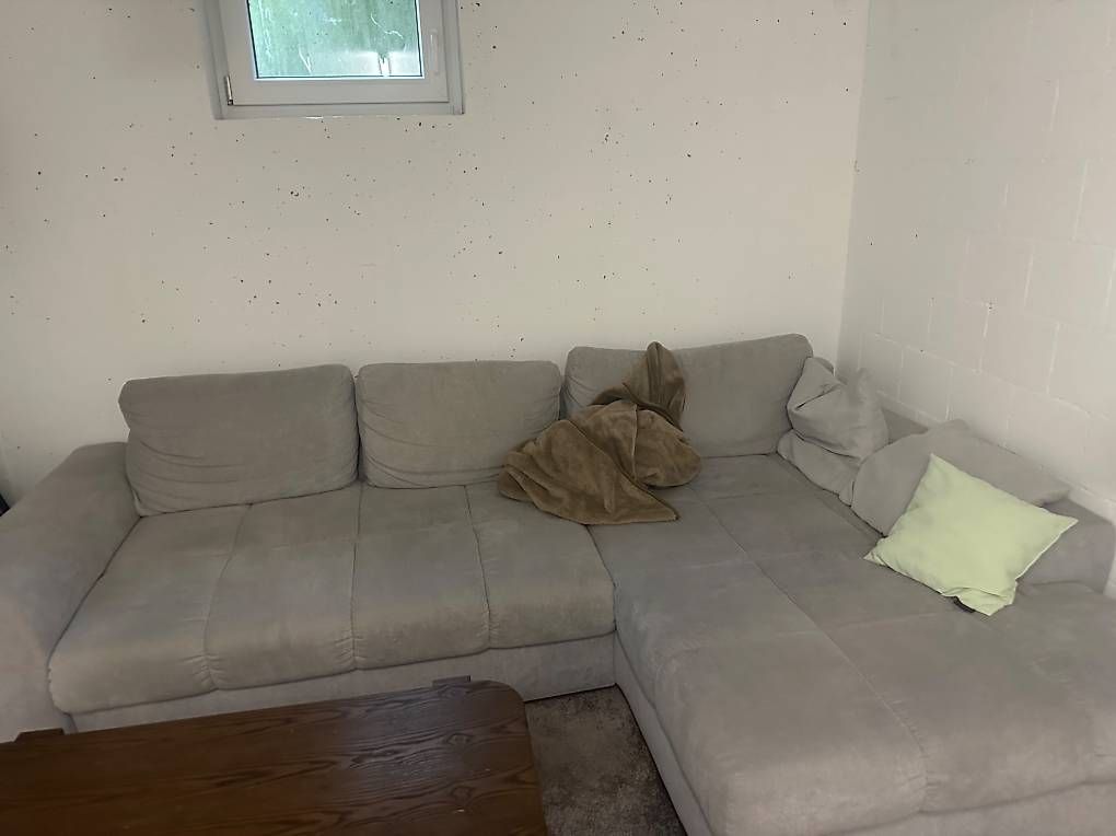 Divani: Grosses Sofa in hellgrau – Usato da Mels venduto da saraaah