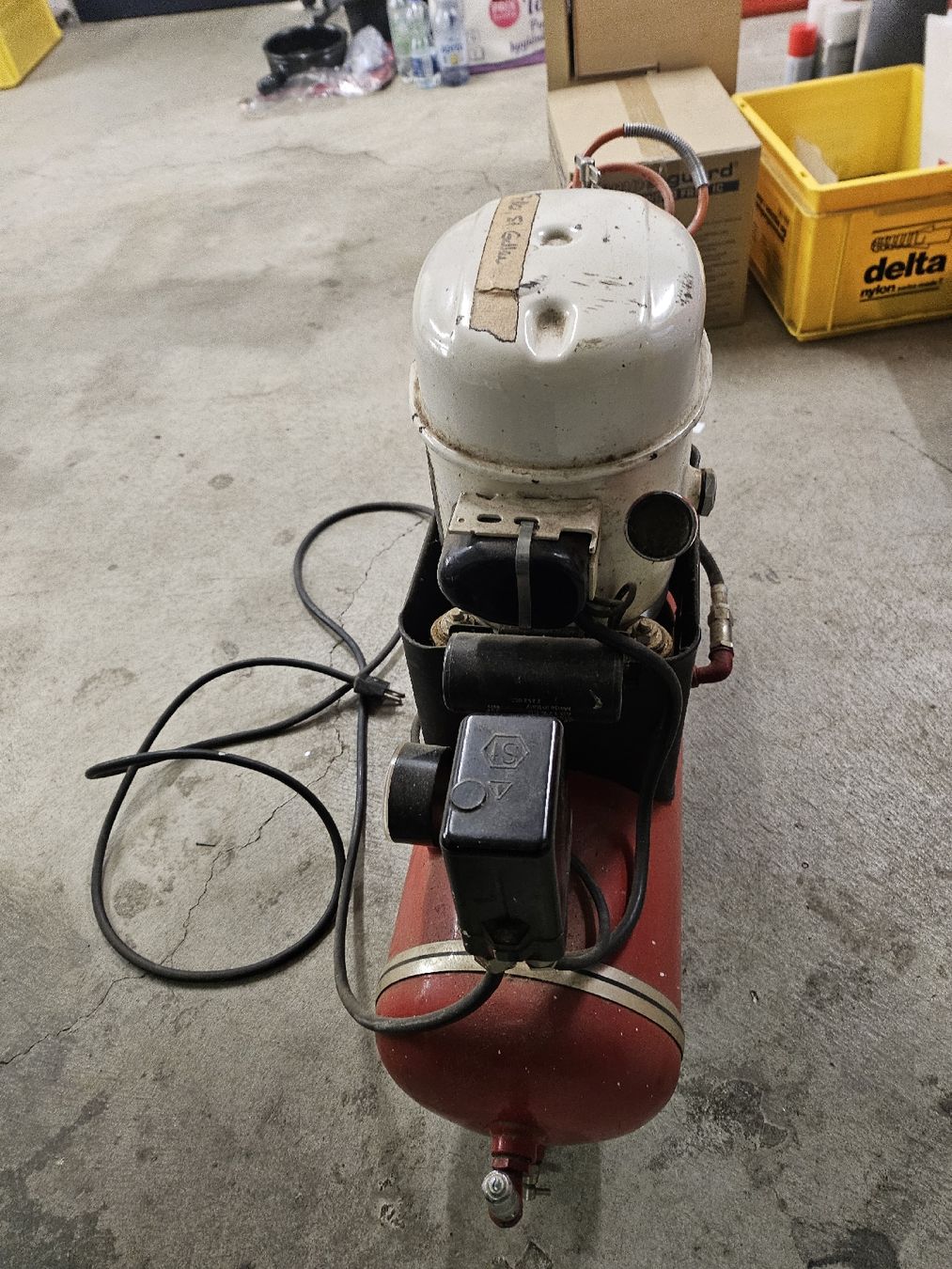Kompressoren: Serva-Technik SHL46.SILENT.15 Kompressor mit Tacker  – Gebraucht aus St. Gallen von Cocos_Ricardo 6