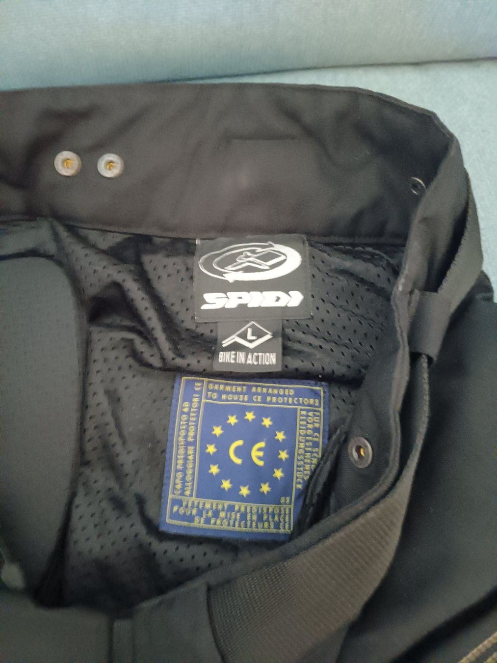 Costumes: Motorradanzug – D'occasion à Giubiasco par pagi2 2