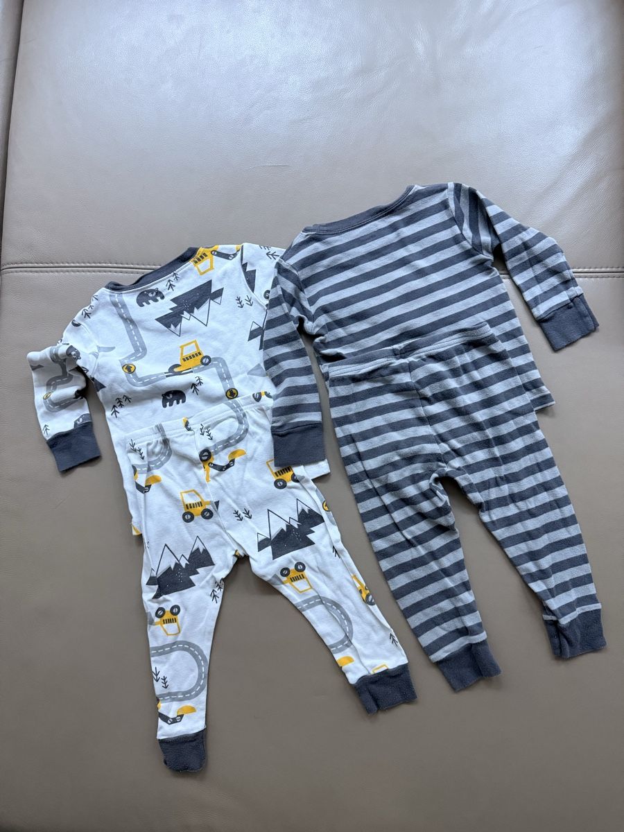 Carter's Pigiama & Simili: Boys Pajama Set Construction -  Size 86 / 18m – Usato da Diessenhofen venduto da mar_8cyl 1