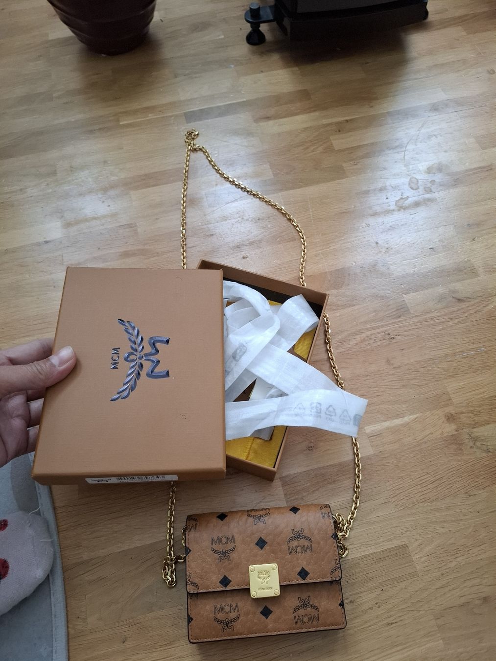 Mcm Portamonete: mcm small wallet  – Nuovo (secondo la descrizione) da Winterthur venduto da lar_wf5k 1