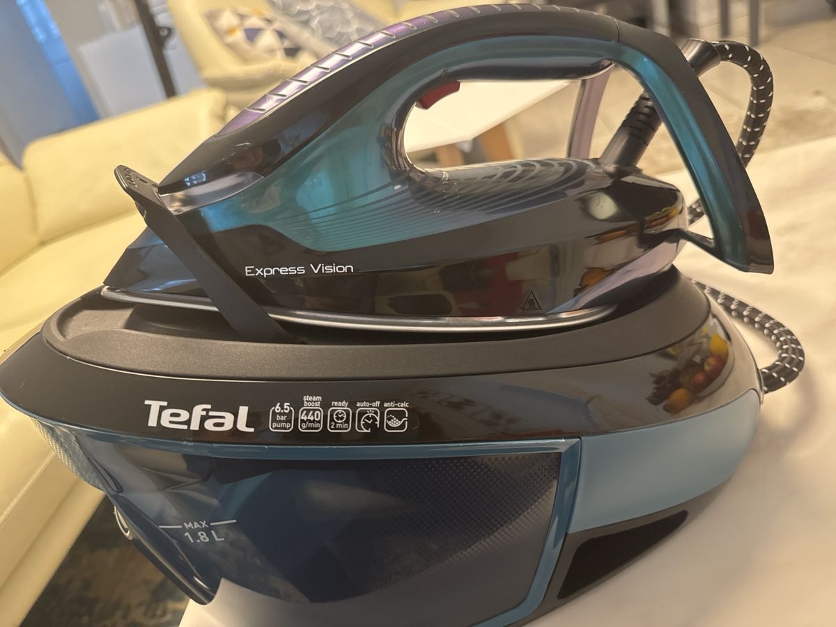 Tefal Bügeleisen: Tefal GV8151 Bügeleisen – Gebraucht aus Glattbrugg von prod01 3