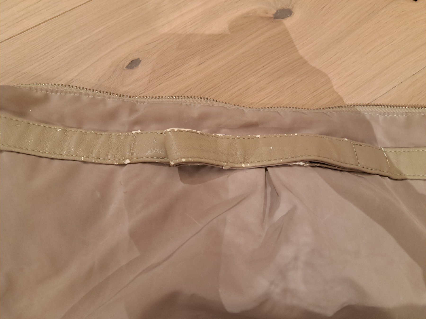 Mandarina Duck Sacs à dos: Mandarina Duck Rucksack beige – D'occasion à Adlikon b.Regensdf par didi_c 2