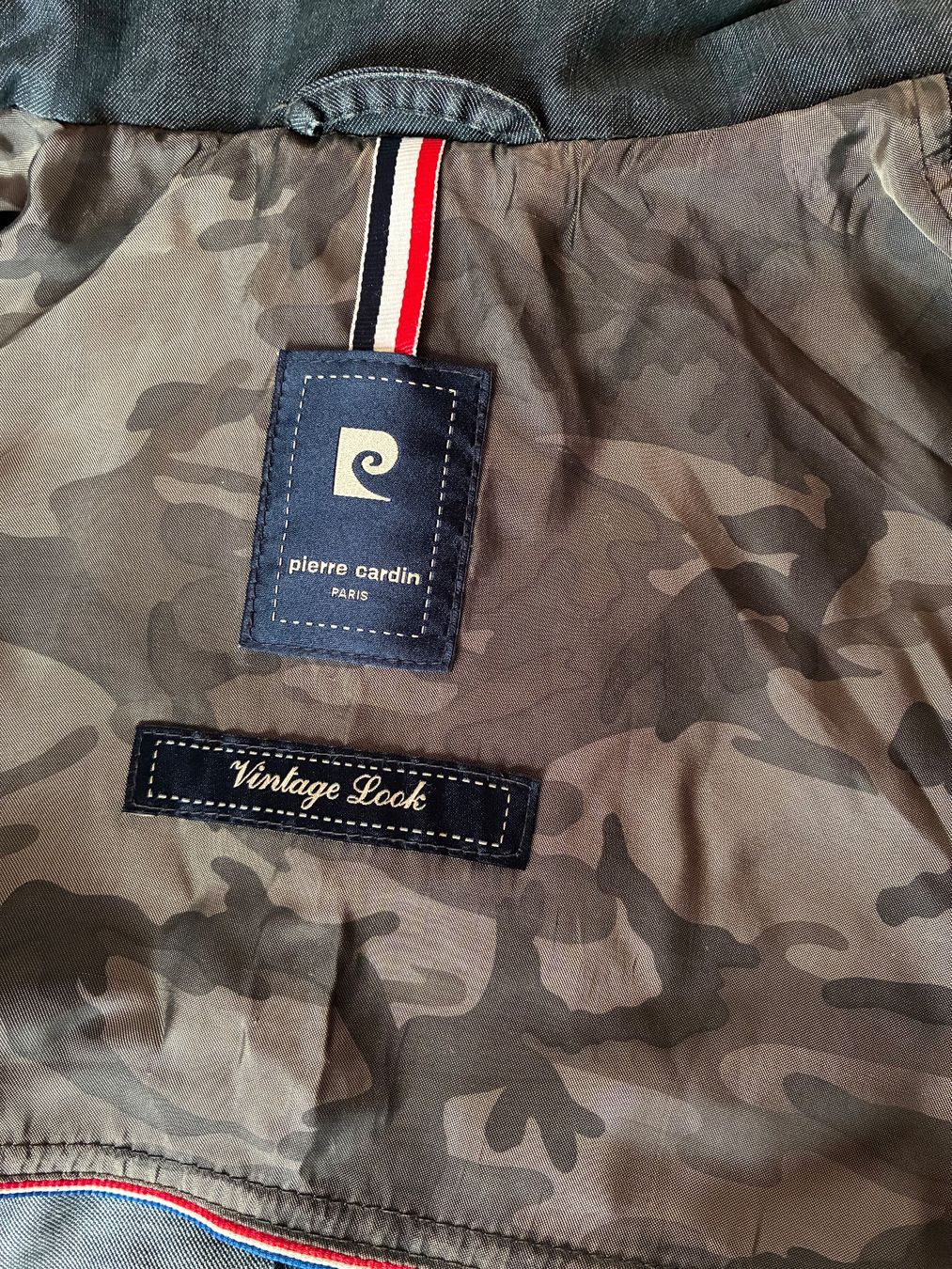 Pierre Cardin Jacken: Veste / Pierre Cardin / taille 56 – Gebraucht aus Villars-Bramard von wal_bvs9 3