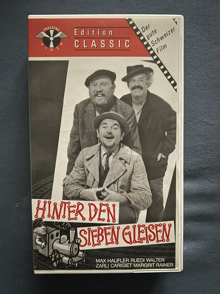 Toutes les VHS: Vier Schweizer Filmklassiker auf original VHS – D'occasion à Frauenfeld par Colonia64 2