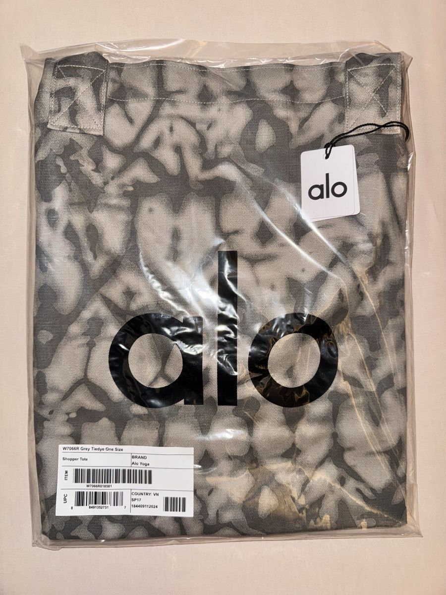Alo Yoga Tasche neu & ungebraucht (Neu und originalverpackt) in Domat/Ems  fr CHF 49  mit Lieferung auf Ricardo kaufen