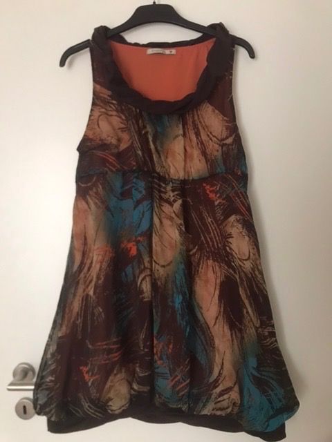 Vestiti: Robe, M, Soggo – Usato da Boudry venduto da JulieG13 1