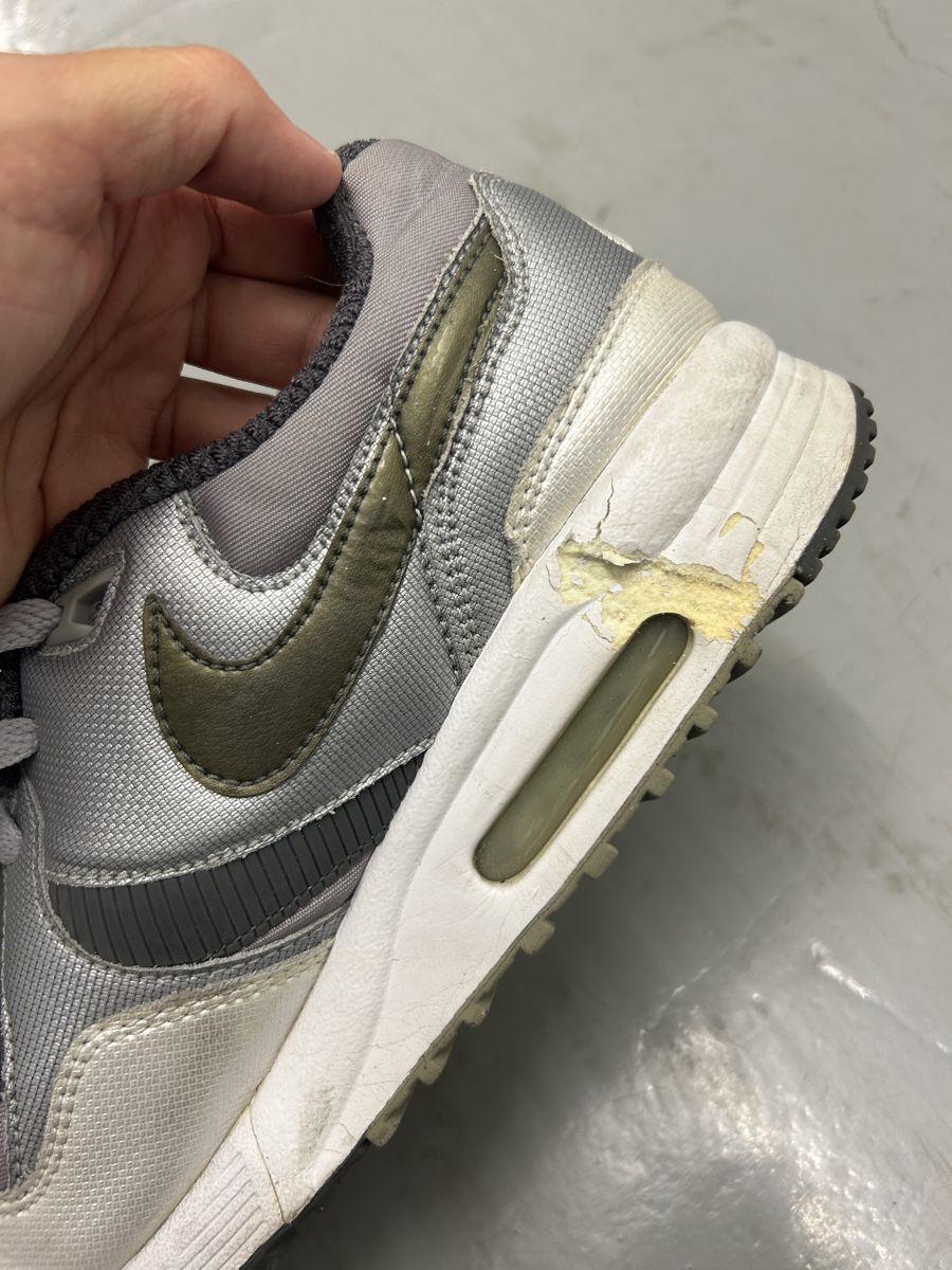 Nike Scarpe da uomo: Nike Air Max Light Schuhe, Grösse 44.5 – Usato da Bern venduto da floorball_zoro 4