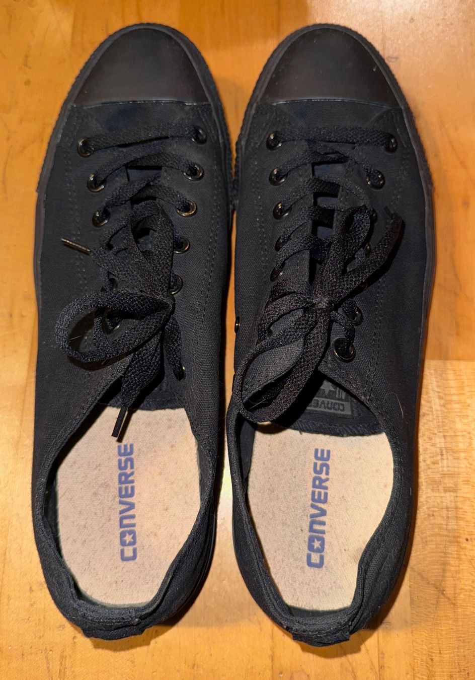 Converse Scarpe da uomo: CONVERSE 'Chuck Taylor All Star Core' Sneaker Schwarz 46.5 – Usato da Unterengstringen venduto da NOISE