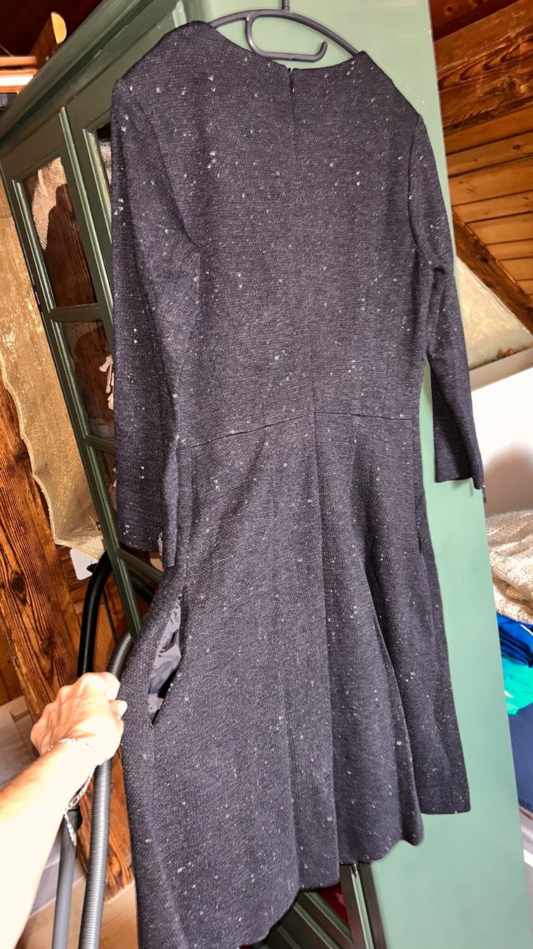 Vestiti: Kleid von Antonelli, Grösse M – Usato da Schwyz venduto da Maerzetuepfli 6