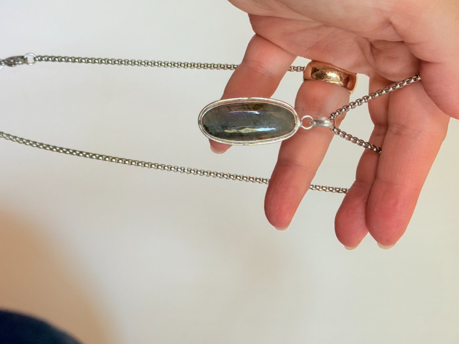 Catenine: Collier pendentif labradorite authentique – Nuovo e nell'imballaggio originale da Genève venduto da AWWA 7