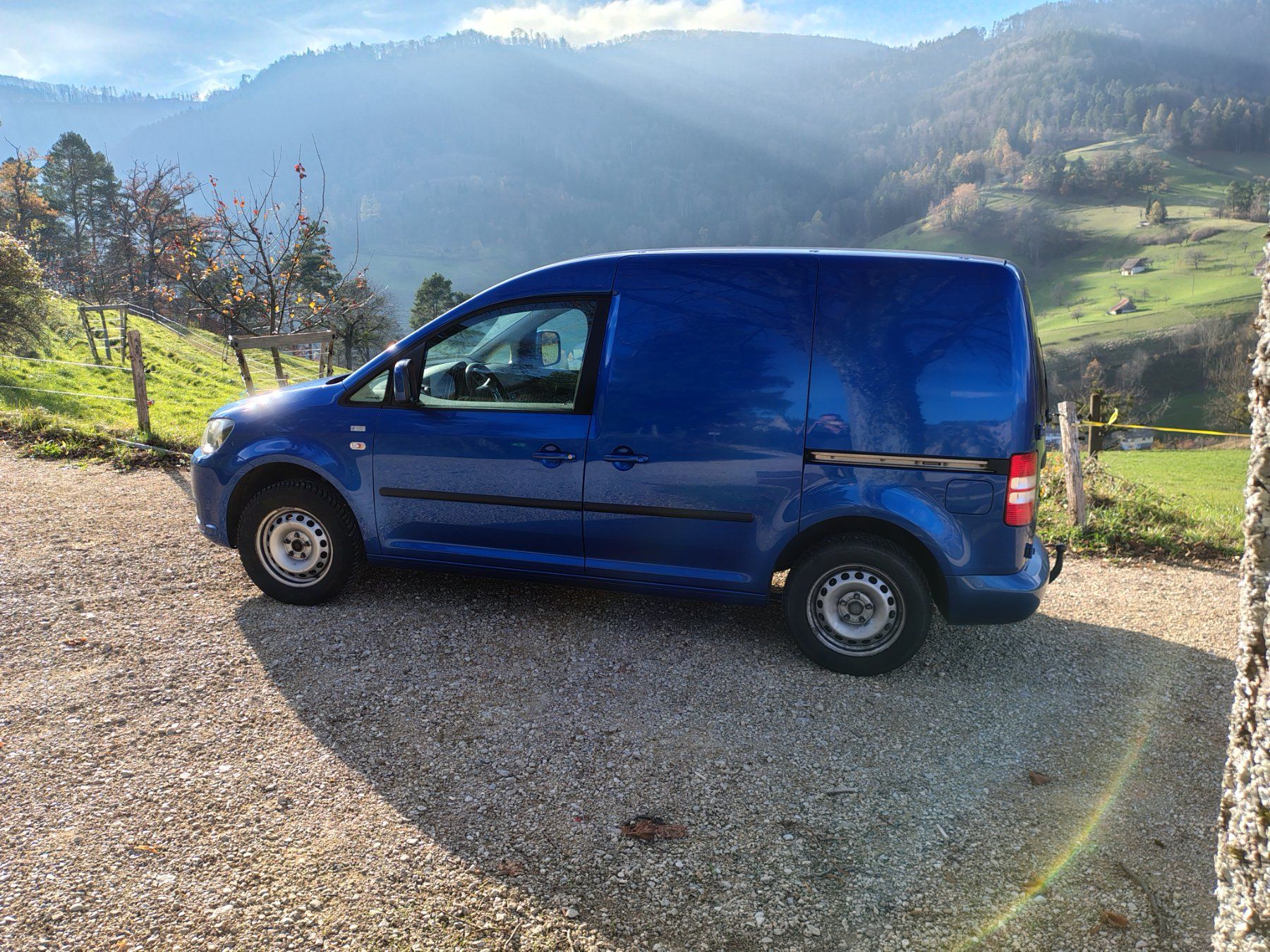 VW Véhicules utilitaires: VW Caddy DSG TDI – D'occasion à Waldenburg par Moodoo 6