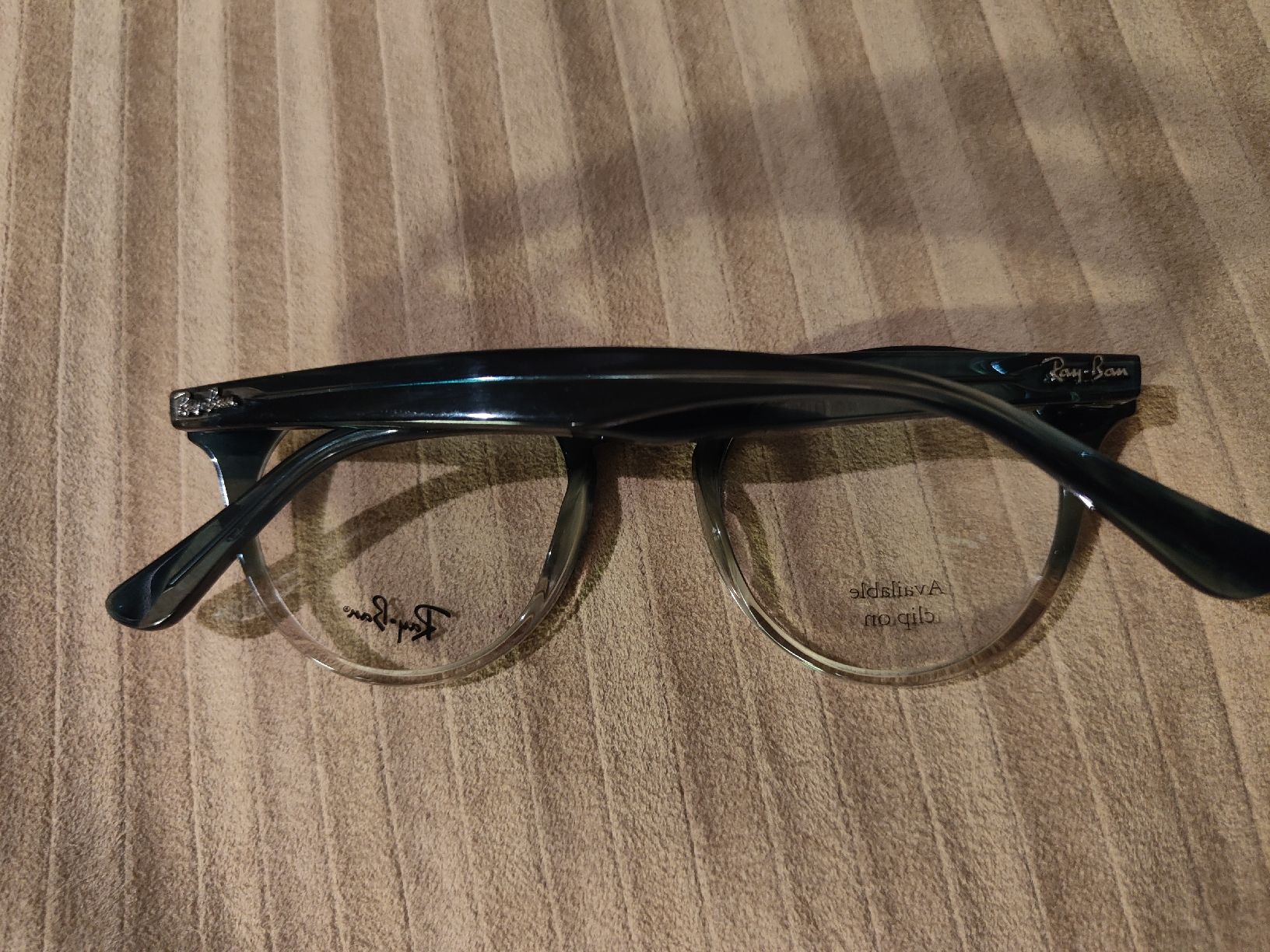 Ray-Ban Brillen & Gläser: Monture de lunettes Ray Ban neuve – Neu (gemäss Beschreibung) aus Biel/Bienne von notfun 1