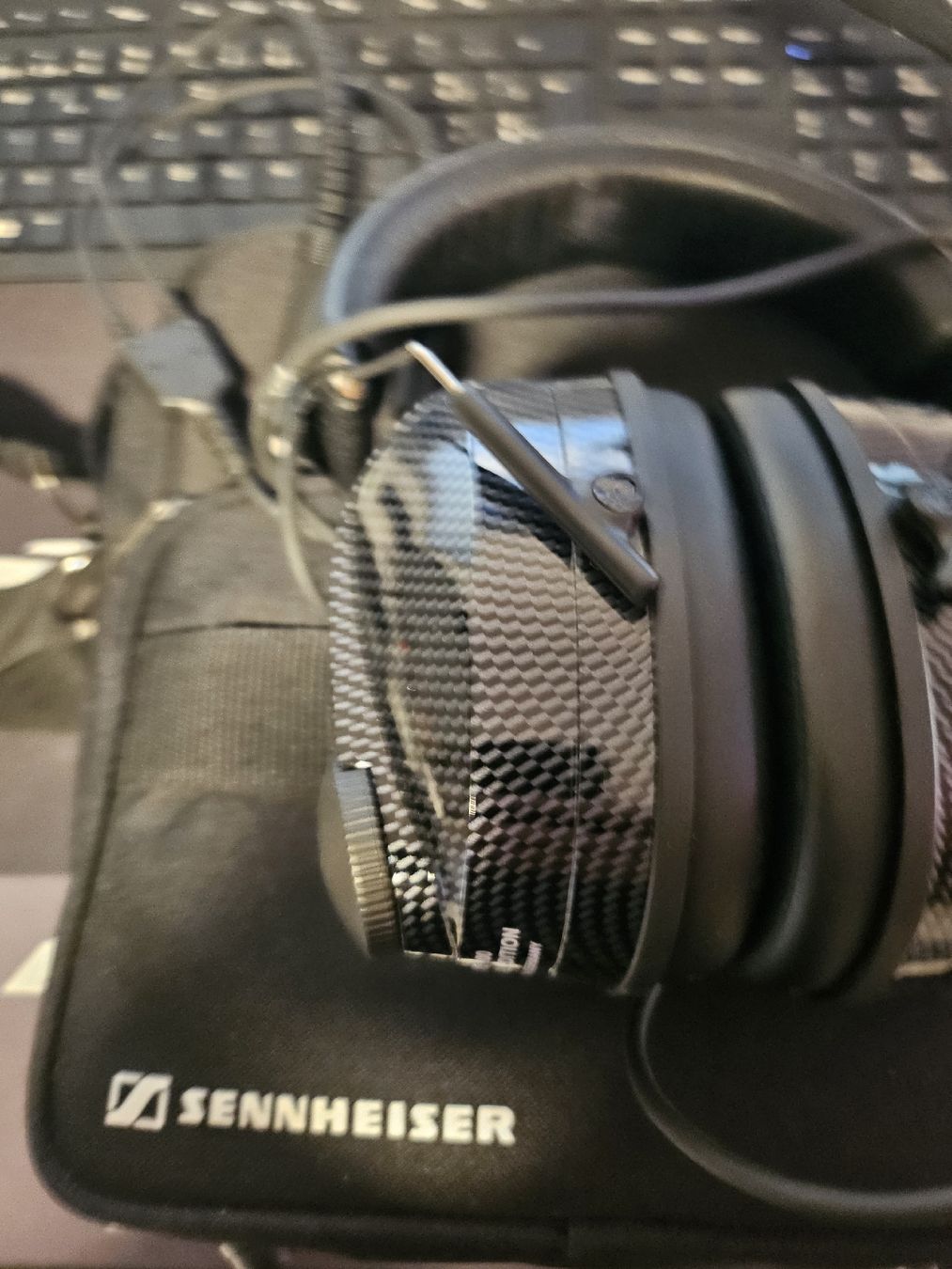 Sennheiser Cuffie: casque pilote Sennheiser – Usato da Fribourg venduto da Nathy5 2