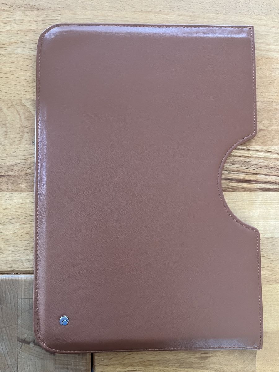 Covers & Borse: iPad Hülle Leder Norevo – Usato da St. Gallen venduto da elli18
