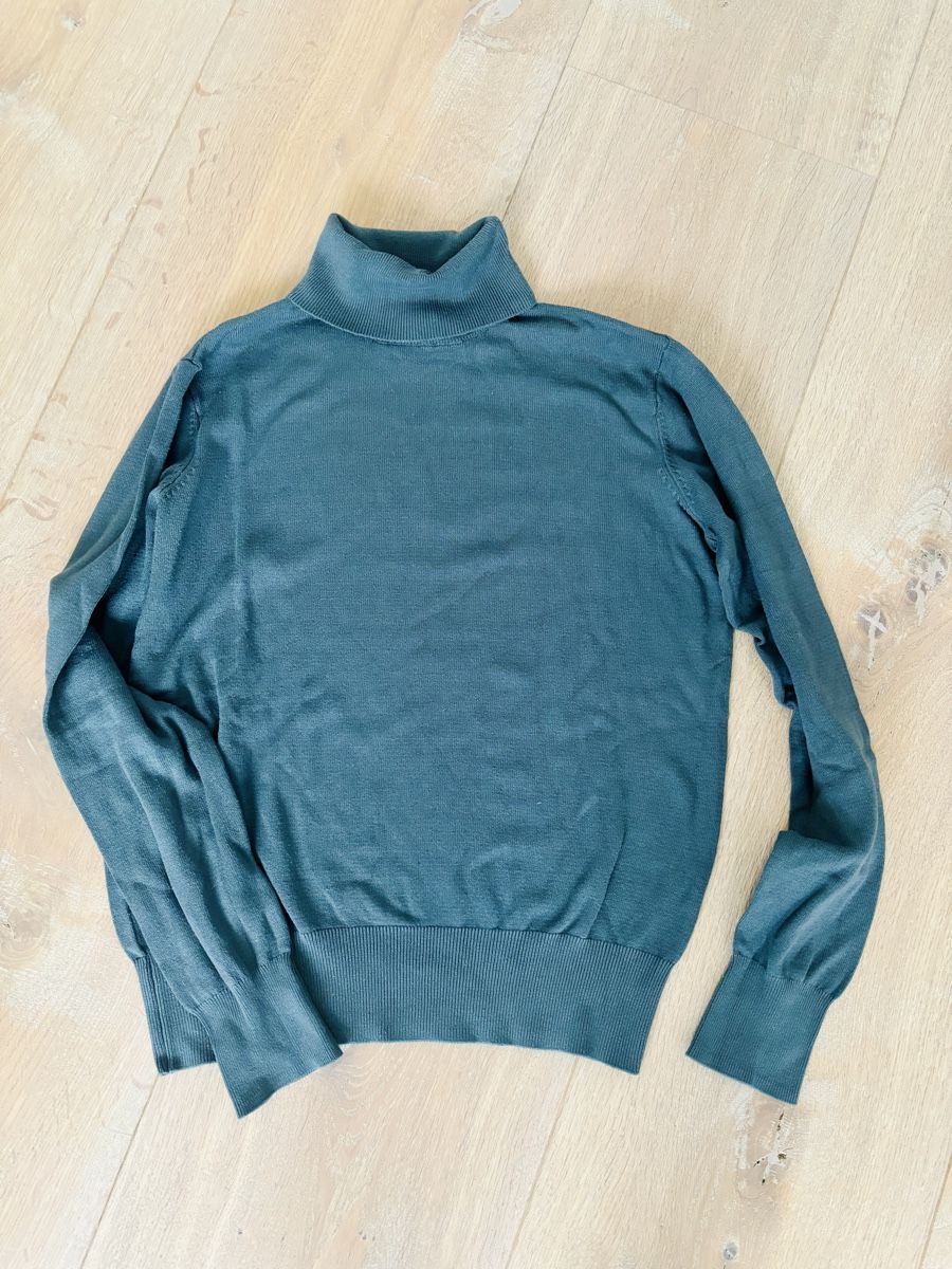 H&M Pullover & Sweatshirts: H&M Rollkragenpullover, Grösse S – Gebraucht aus Ennetbürgen von Evelyne_G