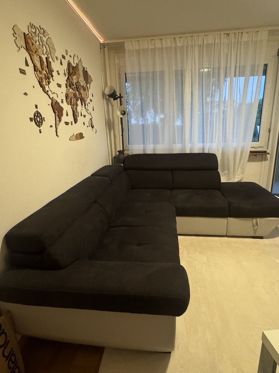 Sofas: Ecksofa mit Schlaffunktion dunkelgrau guter Zustand – Gebraucht aus Oberbipp von luk_w8dk 1