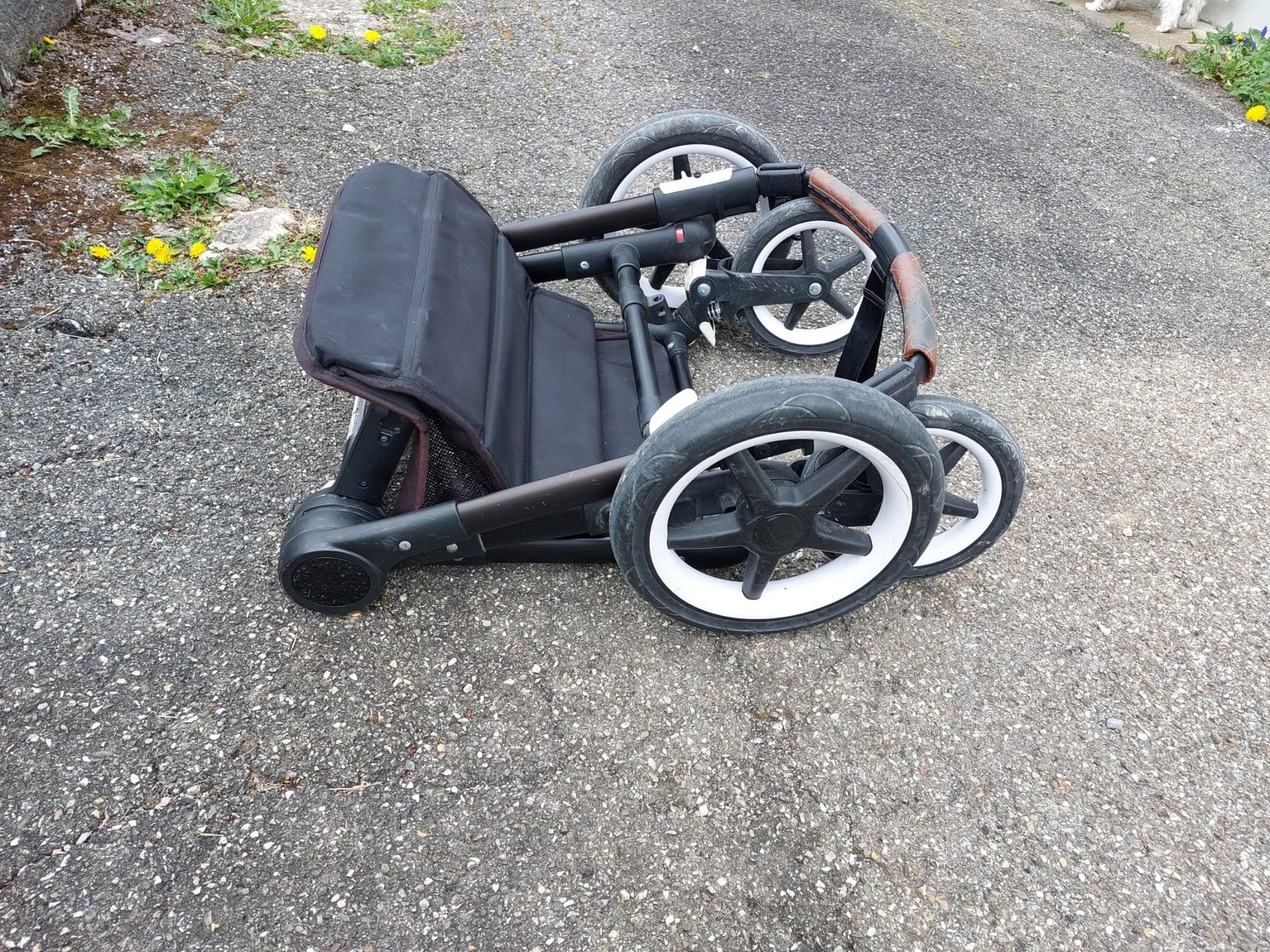 Bugaboo Carrozzine: Bugaboo Fox 2 Kinderwagen in Jeansblau – Usato da Mümliswil venduto da Grizzly7 7