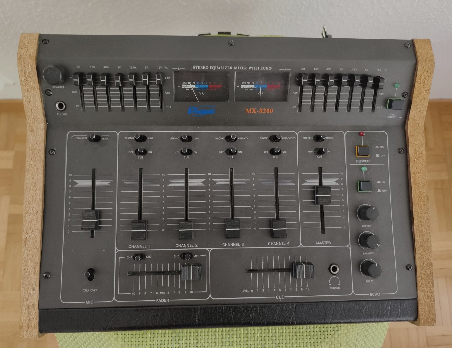 Phonic Mischpulte: MEGA - DJ- + Heimstudio-Mixer PHONIC MX-8200 . Top-Zustand – Gebraucht aus Thun von art.design.BK 6