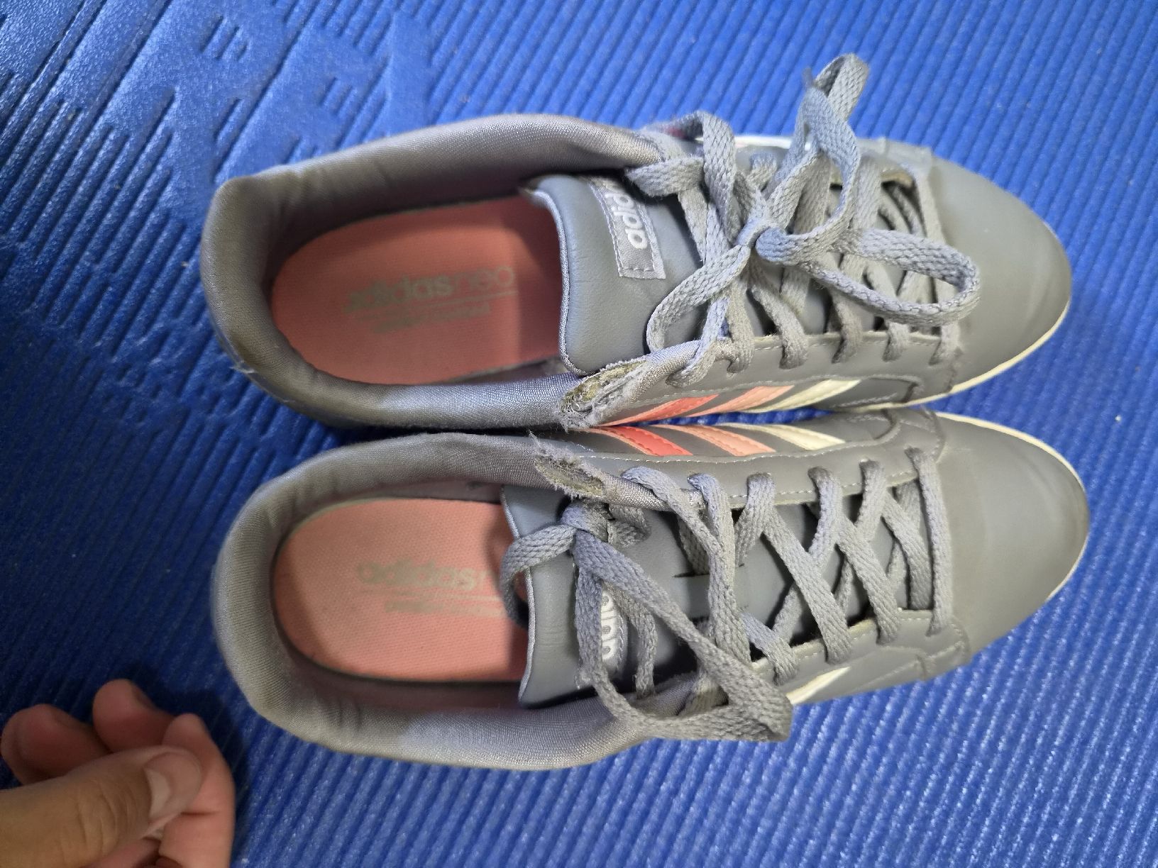 Adidas Chaussures femmes: Adidas Sneaker, Gr. 38, grau-rosa – D'occasion à Bassersdorf par Sport_4_life 4