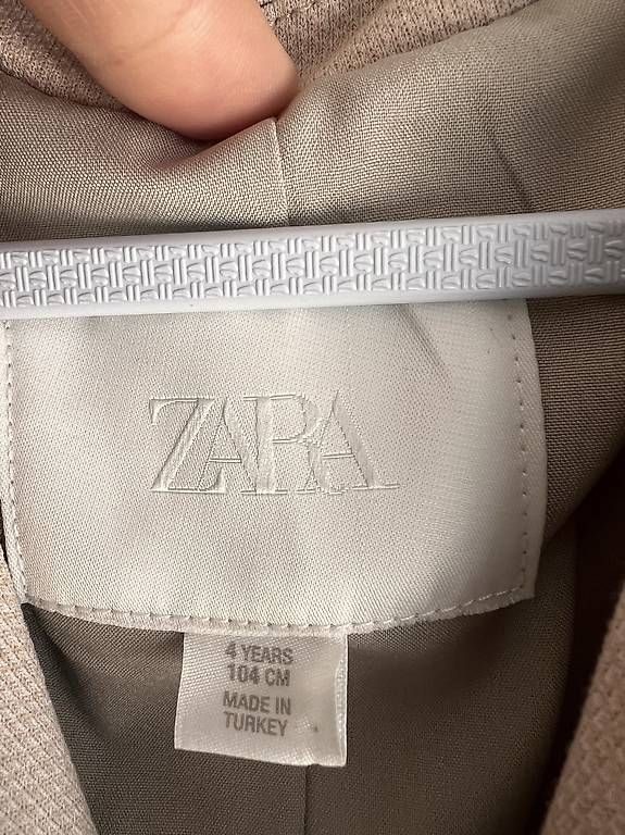 Jacken & Mäntel: Zara Blazer beige  Grösse 104 – Gebraucht aus Luzern von Tanja.z 1