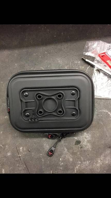 Navigatori: Motorrad Navi Halter – Usato da Volketswil venduto da mascalzone-latino 3