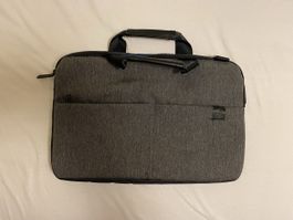 Gepflegte Laptoptasche - ideal für den Arbeitsalltag!