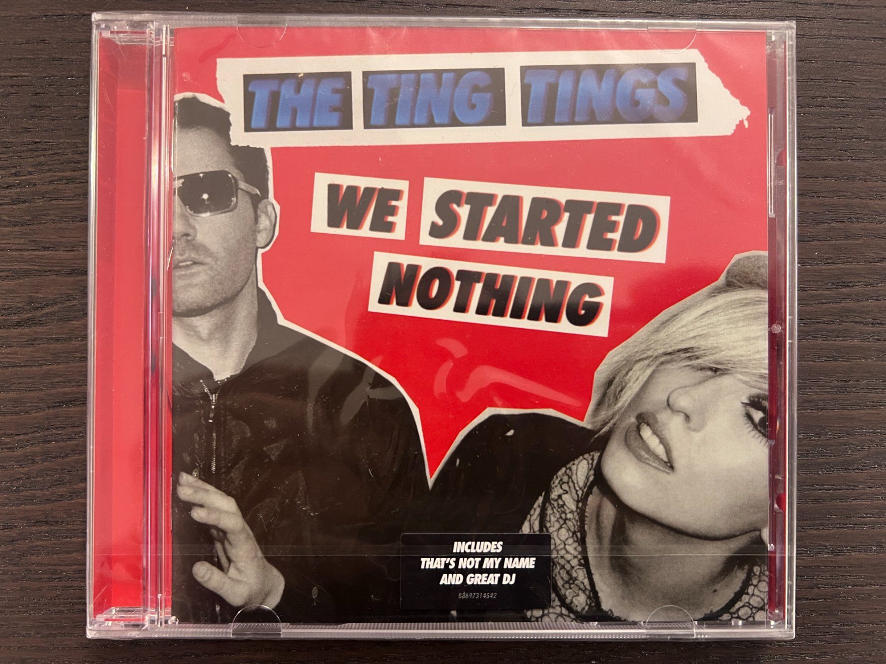 CD: The Ting Tings - We Started Nothing – Nuovo e nell'imballaggio originale da Zürich venduto da MusikFreunde
