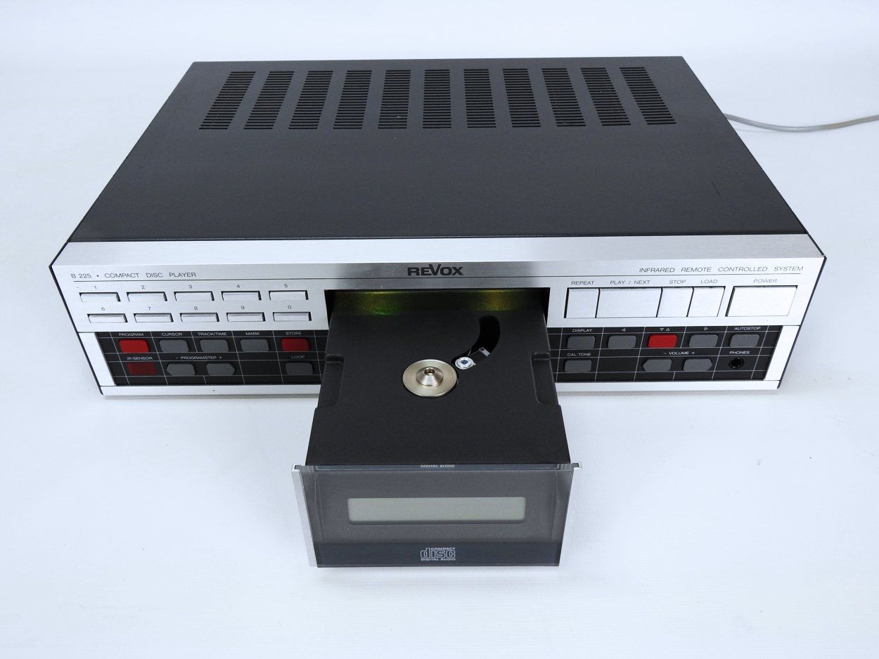 Revox Lettore multimediale & Streamer: ReVox B225 CD Player aus Privatsammlung... – Usato da Lohn-Ammannsegg venduto da Techtrading-GmbH 3