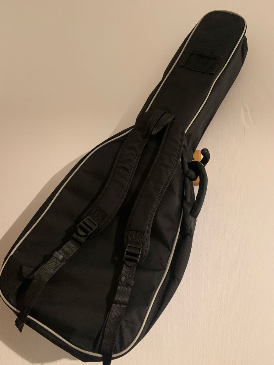 Strumenti musicali: Guitare classique PURE GEWA 3/4 avec étui – Usato da Lausanne venduto da cloleman 8
