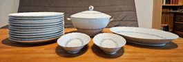 Service porcelaine de Limoges fleurs bleues/Porzellanservice