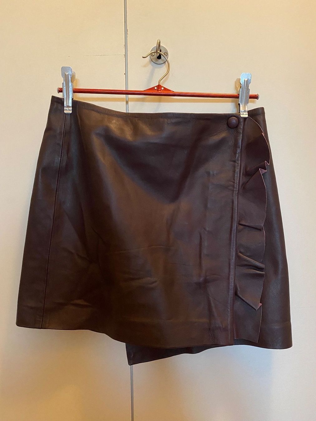 Kookai Gonne: Jupe / Rock KOOKAI – Nuovo (secondo la descrizione) da Meyrin venduto da The_Top_Dressing