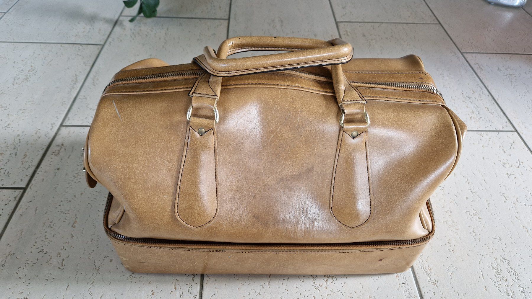 Taschen: Vintage Reisetasche – Gebraucht aus Jegenstorf von jemalo 1