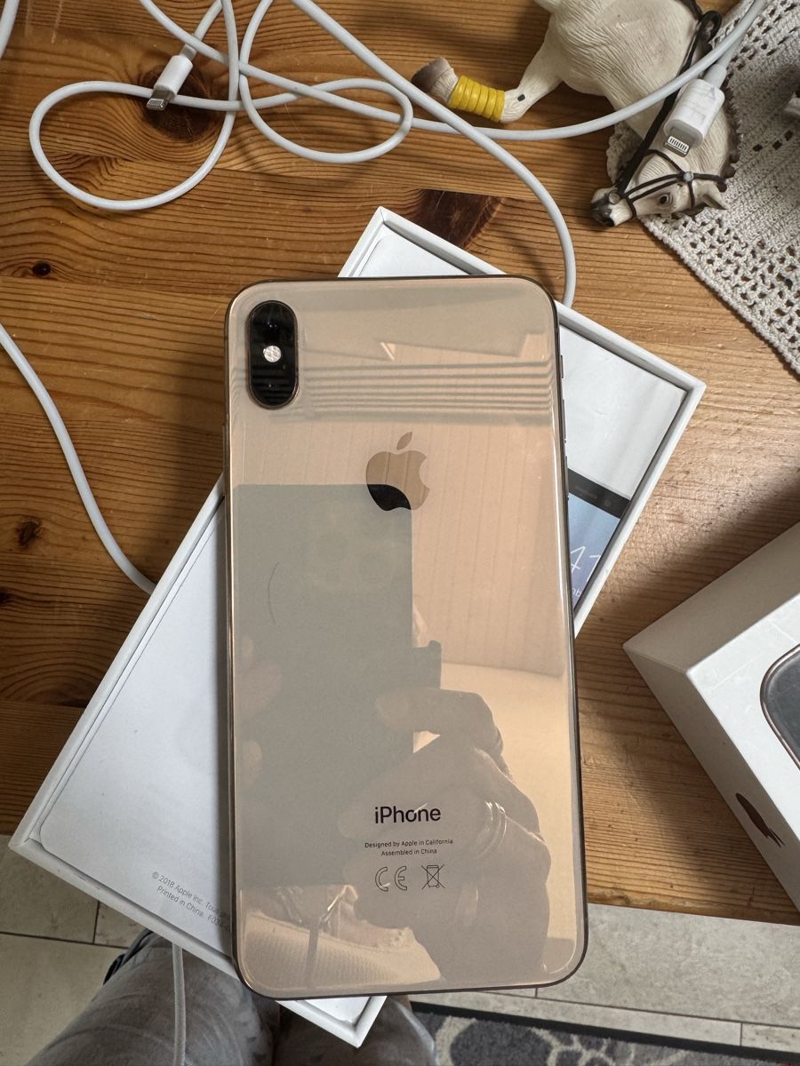 Apple Telefoni cellulari / Smartphones: iPhone XS Max, 64GB, Gold – Usato da Seewen SO venduto da Muggi3 4