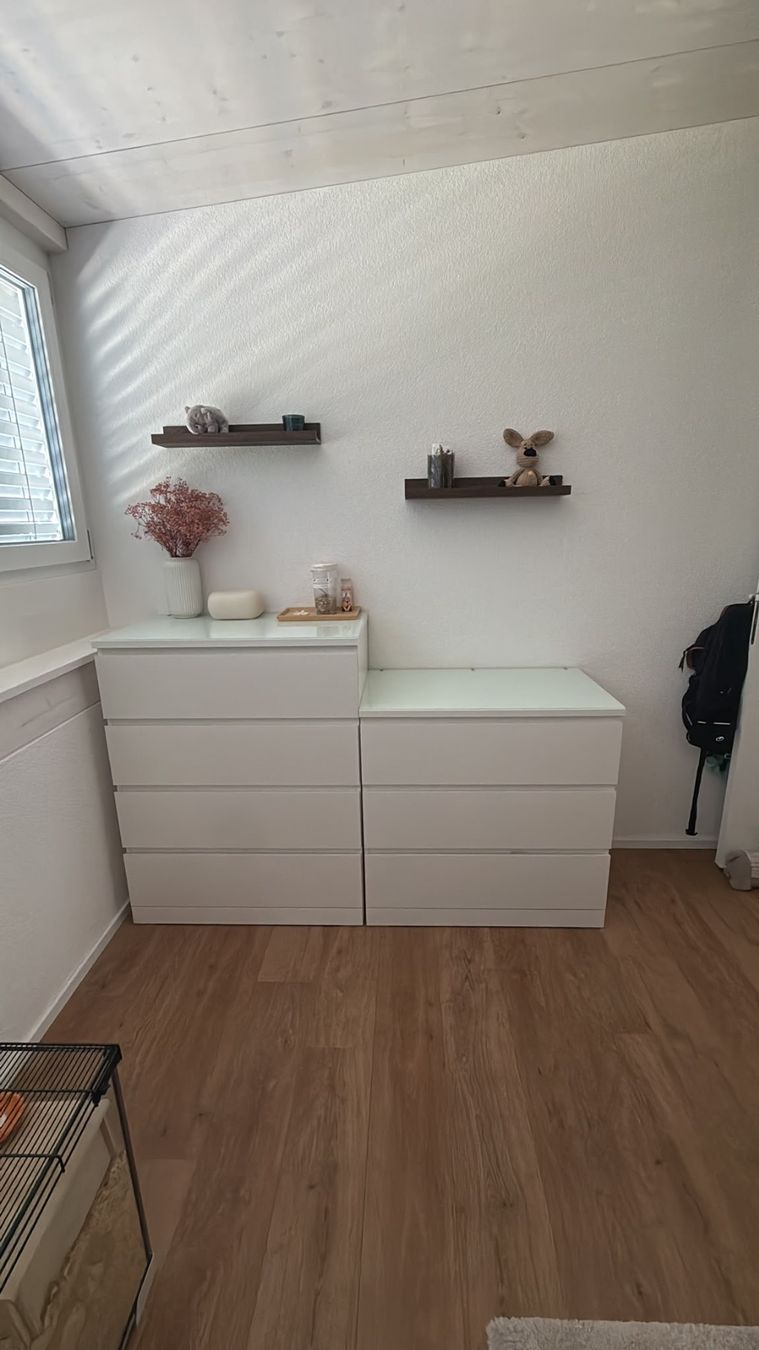 Ikea Commodes: IKEA MALM Kommode weiss 3 Schubladen inkl. Glasplatte – D'occasion à Egerkingen par mjvnts 1