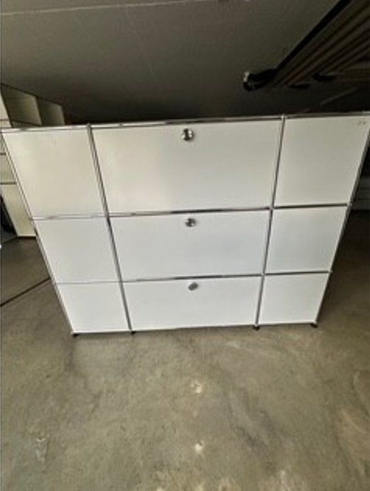Scaffali: USM Haller Sideboard – Usato da Sursee venduto da Buerobedarf