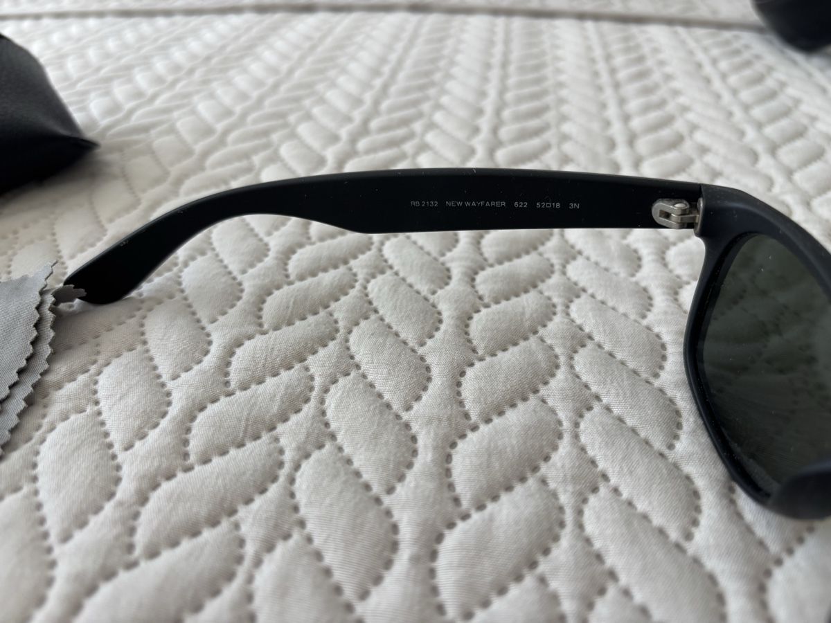 Ray-Ban Occhiali & Lenti: Rayban Sunglasses Wayfarer in Black   – Usato da Horgen venduto da lme_8kj7 3