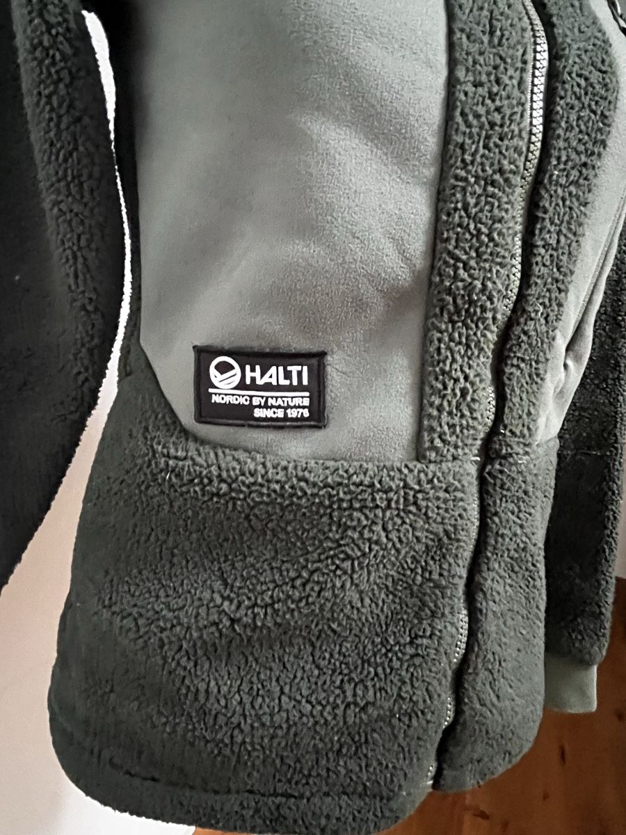 Jacken: Hallo Fleecejacke, Gr.34 – Gebraucht aus Frauenfeld von Lascalar686 1