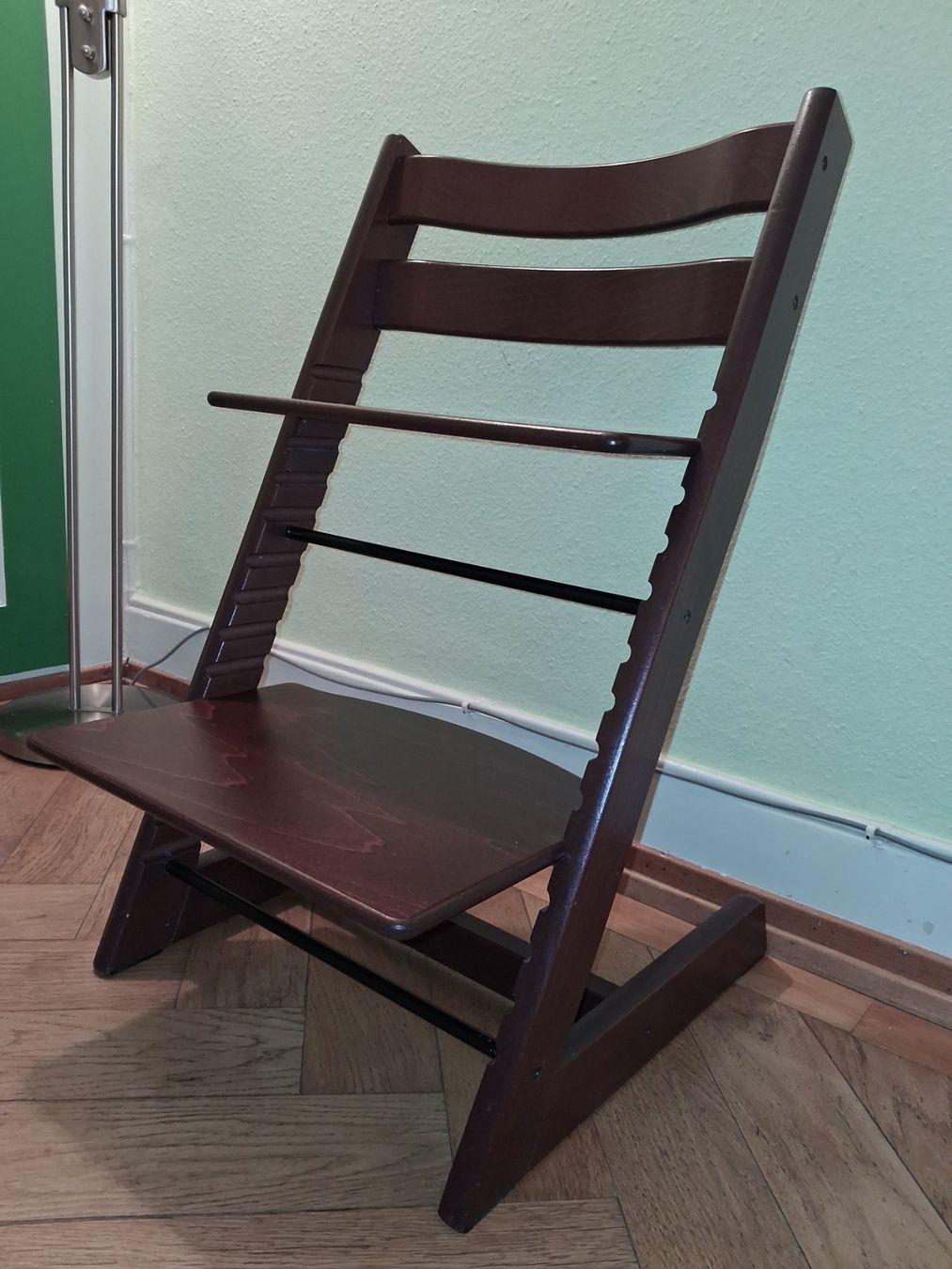 Stokke Seggioloni: Tripp Trapp Stokke dunkelbraun – Usato da Bern venduto da nat_r7zj 1