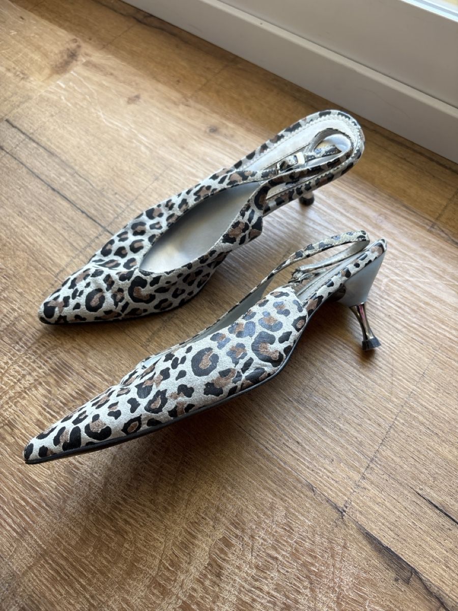 Scarpe da donna: Sandalen TAXI Leopard Muster – Usato da Bern venduto da LoveVintageY2K 2