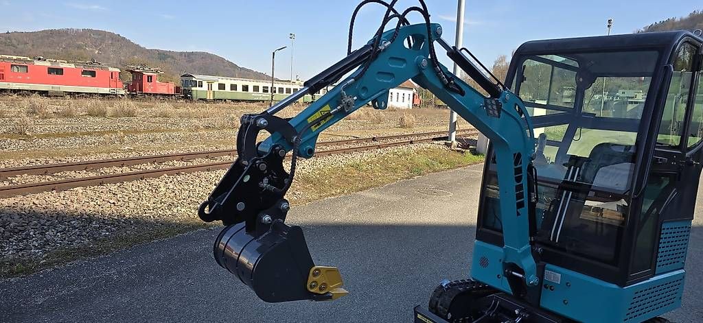 Escavatori: BAGGER 2T MIT KABINE – Usato da Bad Zurzach venduto da srki91 1
