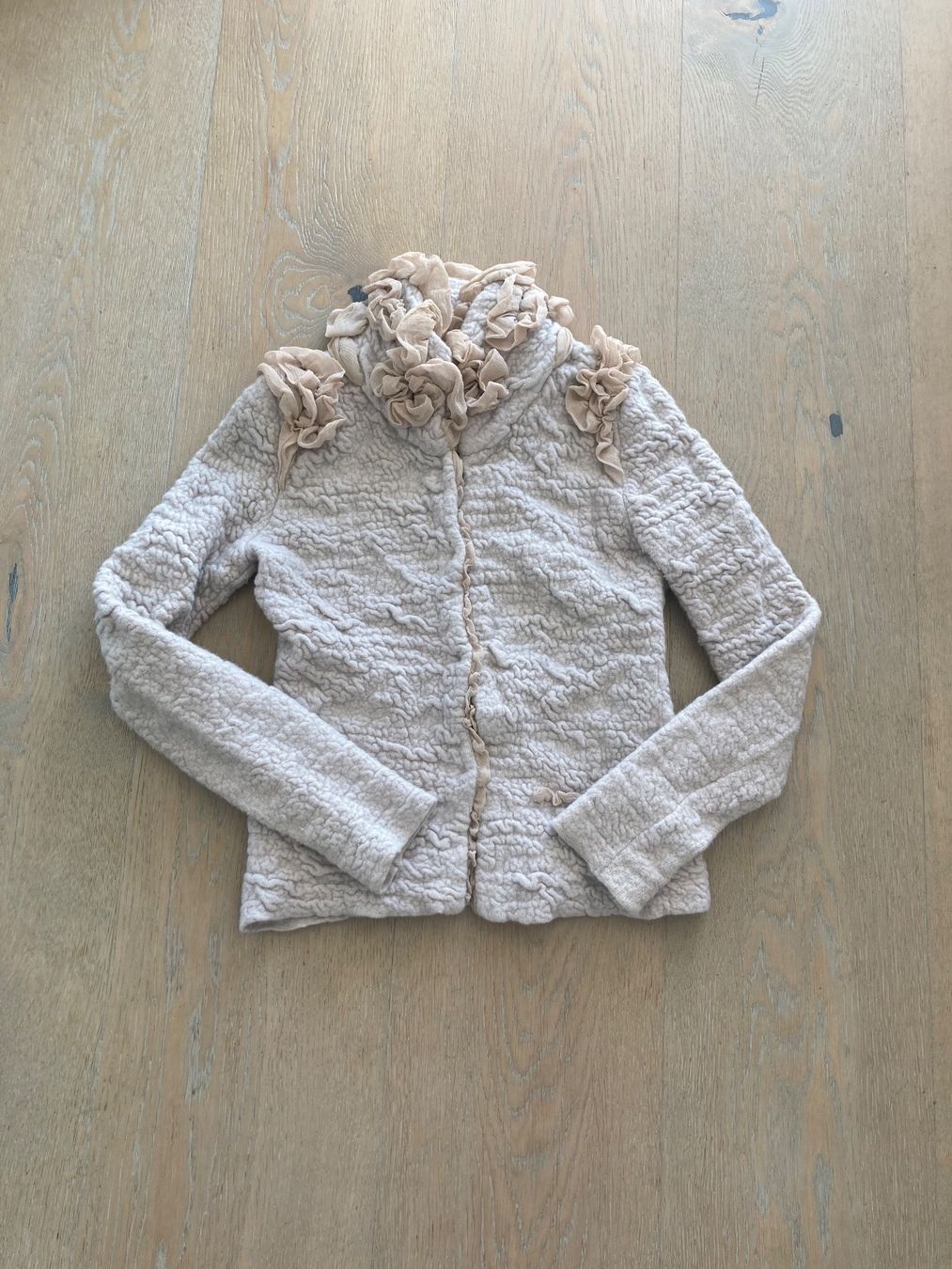 Pullover & Sweatshirts: Designer - Hübsche Jacke/Pullover Gr. 36 beige – Gebraucht aus Meilen von Golfer04