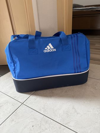 Sport- oder Reisetasche