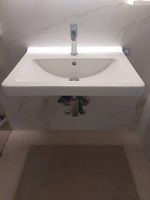Waschbecken + Armatur zu verkaufen Wie NEU!
