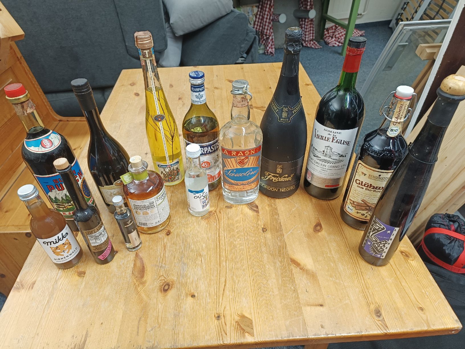Spirituosen: Diverse Alkohol-Flaschen Sammlung – Gebraucht aus Pfäffikon ZH von K-V-M