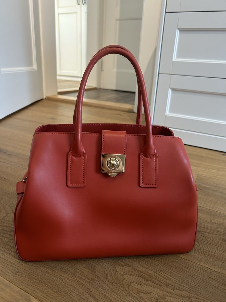 Furla Borse da donna: Furla Mira Tote – Usato da Olten venduto da noellealisha