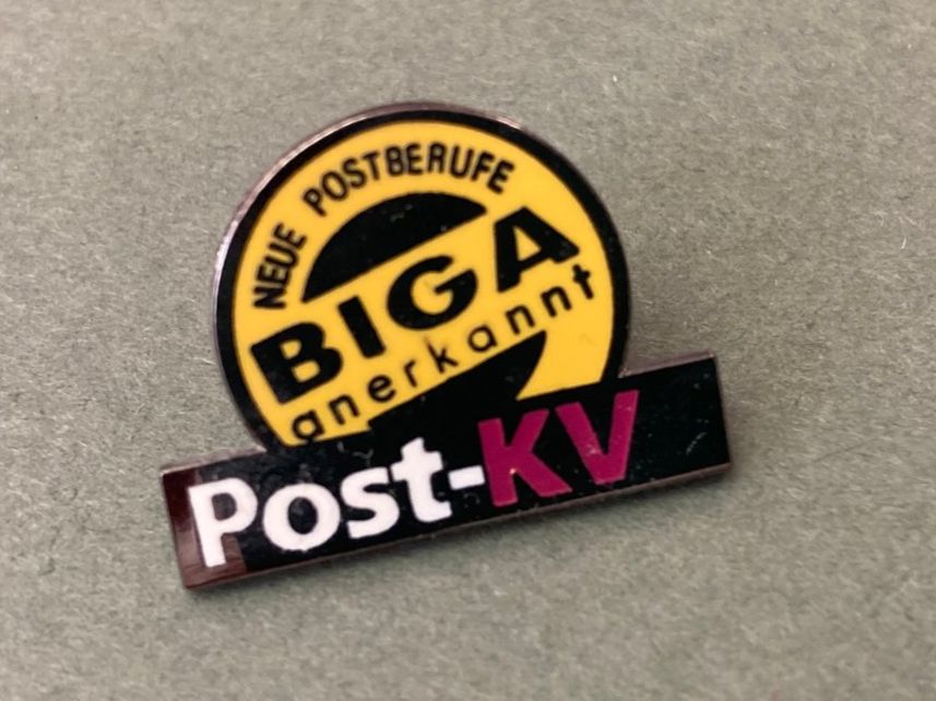 Placchette & Badge: Pin Post-KV – Usato da Richterswil venduto da Nathan_adler