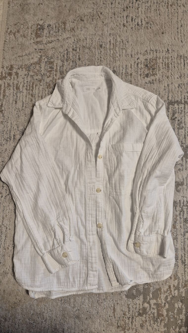 Zara Camicette, T-shirt & Top: Zara Hemd, Gr. 134, – Usato da Oberglatt ZH venduto da Toni32