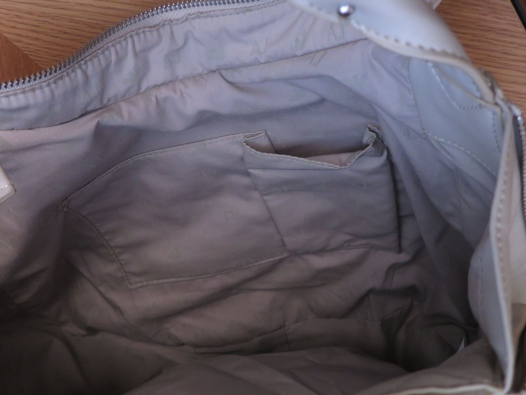 Armani Borse da donna: Armani Jeans Tasche, Beige – Usato da Basel venduto da Deko1 8